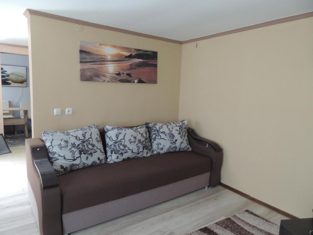 Stefanika 42\5\2 Apartment Berehove  Bagian luar foto