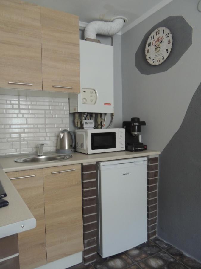 Stefanika 42\5\2 Apartment Berehove  Bagian luar foto
